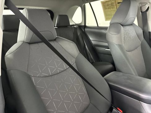 Used 2023 Toyota RAV4 XLE w/ Convenience Package FWD image 31
