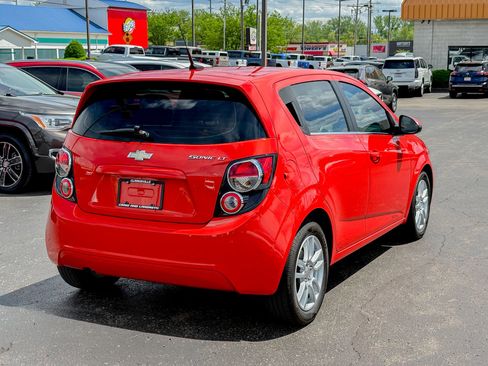 Used 2012 Chevrolet Sonic LT image 7