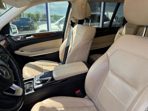 Used 2019 Mercedes-Benz GLS 550 4MATIC w/ Driver Assistance Package image 11