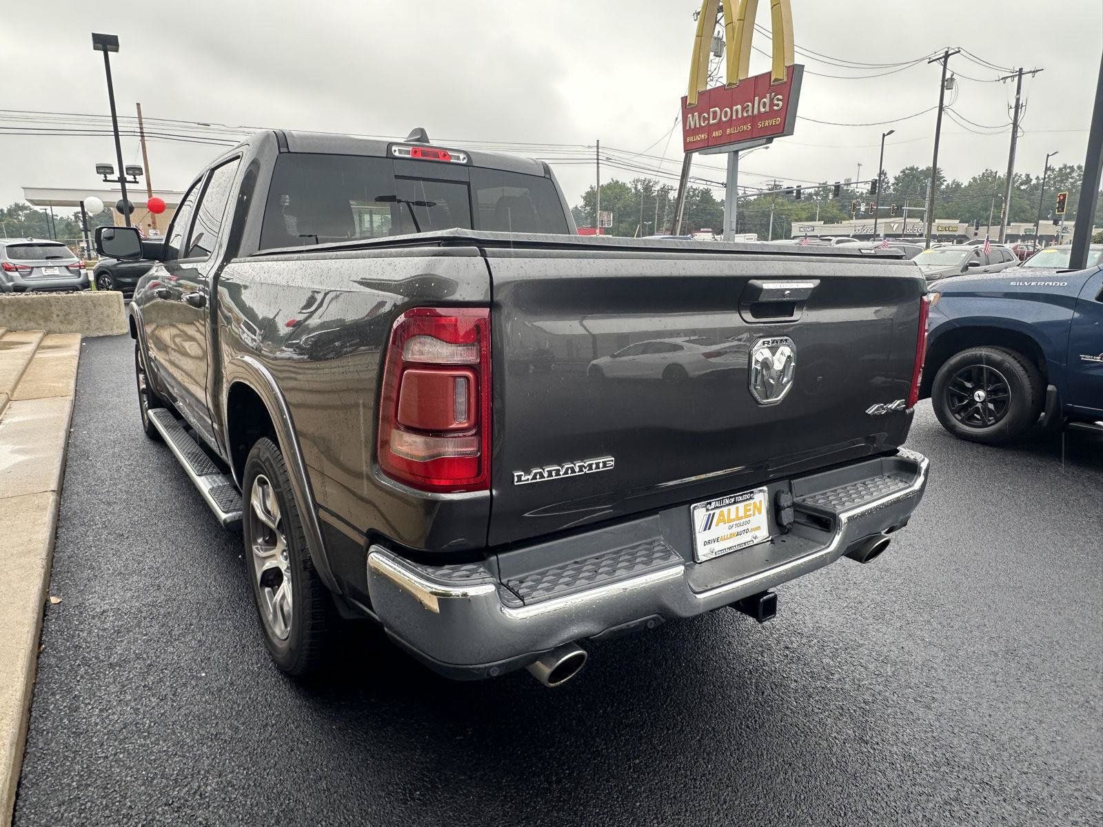 Used 2019 RAM 1500 Laramie AWD/4WD image 8