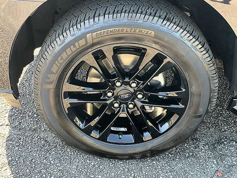 Used 2022 Ford Expedition Max XLT AWD/4WD image 10