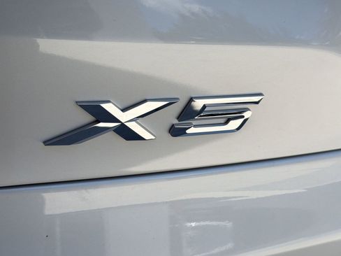 New 2026 BMW X5 xDrive40i w/ M Sport Package AWD/4WD image 32