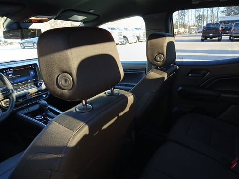 Used 2024 Chevrolet Colorado Trail Boss image 12