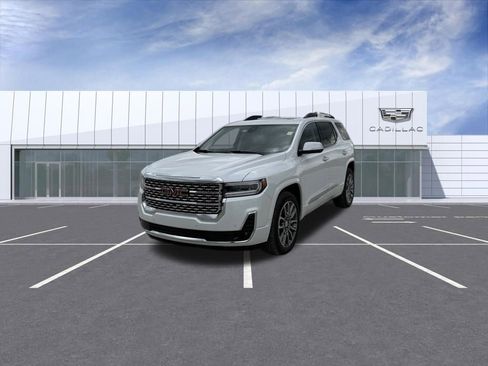 Used 2023 GMC Acadia Denali w/ Denali Ultimate Package AWD/4WD image 6