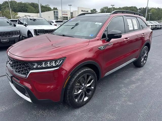 Certified 2022 Kia Sorento X-Line EX AWD/4WD image 3
