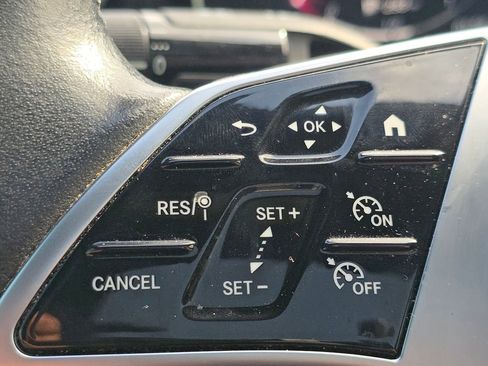 Used 2023 Mercedes-Benz C 300 C 300 image 31