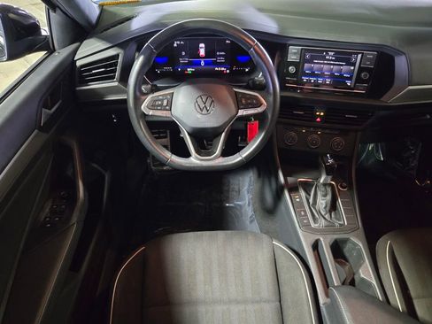 Certified 2023 Volkswagen Jetta Sport FWD image 12