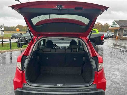 Used 2020 Honda HR-V EX image 9