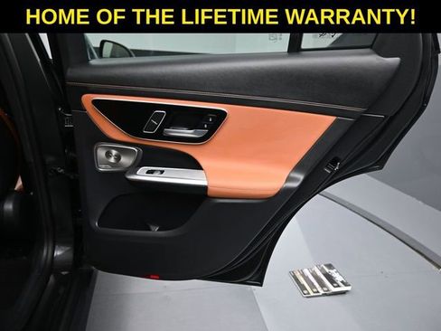 Used 2023 Mercedes-Benz GLC 300 GLC 300 image 45