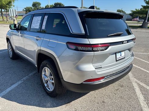 Used 2024 Jeep Grand Cherokee Laredo X w/ Luxury Tech Group I AWD/4WD image 22