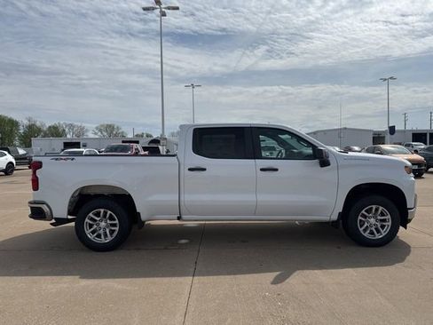 Used 2021 Chevrolet Silverado 1500 W/T w/ WT Value Package image 2