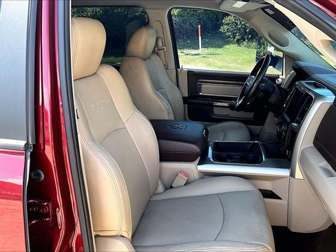 Used 2016 RAM 2500 Laramie AWD/4WD image 7