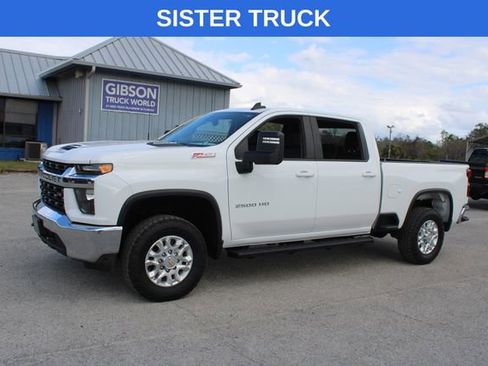 Used 2025 Chevrolet Silverado 2500 LT AWD/4WD image 5