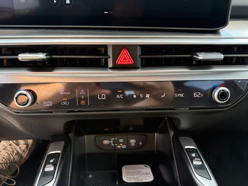 New 2026 Kia Sorento S w/ S Panoramic Sunroof Package FWD image 17