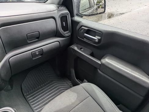 Used 2021 Chevrolet Silverado 1500 Custom AWD/4WD image 17