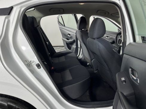 Used 2020 Nissan Sentra SV FWD image 39
