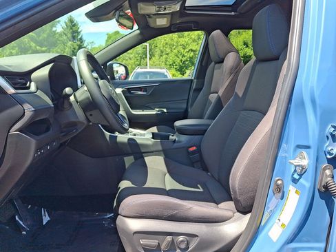 Certified 2024 Toyota RAV4 SE w/ Convenience Package AWD/4WD image 12