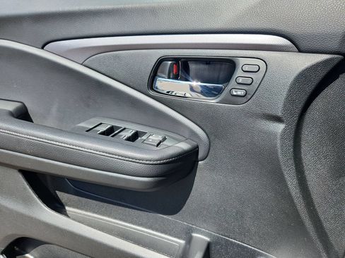 Certified 2023 Honda Ridgeline RTL image 9