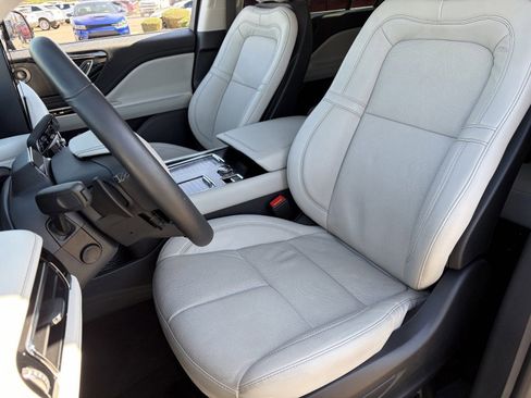 Used 2024 Buick Encore GX Preferred w/ Comfort Package FWD image 21