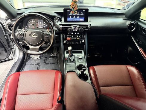 Used 2022 Lexus IS 300 RWD image 5