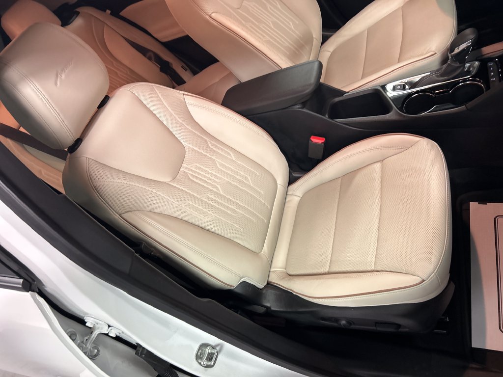 Used 2026 Buick Encore GX Avenir w/ Avenir Technology Package AWD/4WD image 25
