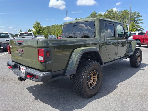 Used 2023 Jeep Gladiator Rubicon w/ Cold Weather Group AWD/4WD image 6