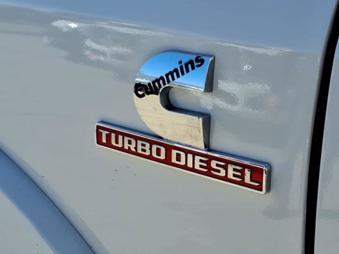 Used 2022 RAM 2500 Limited w/ Towing Technology Group image 28