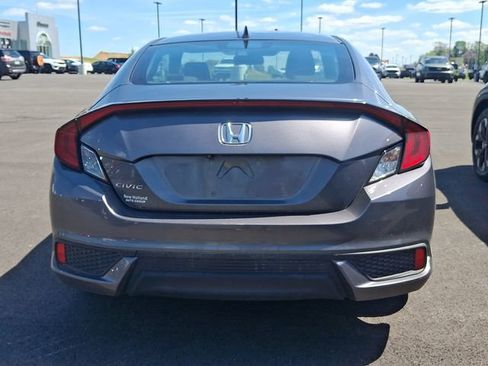 Used 2019 Honda Civic EX image 5