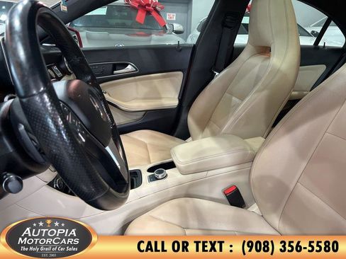 Used 2014 Mercedes-Benz CLA 250 4MATIC image 10