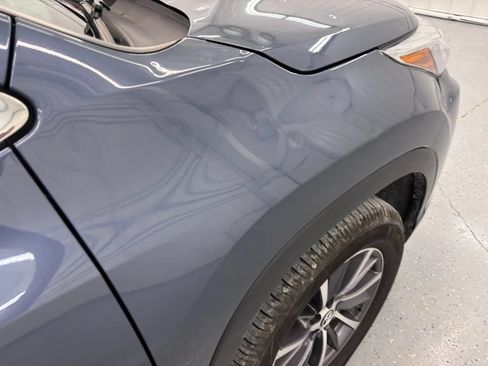 Used 2019 Toyota Highlander XLE AWD/4WD image 26