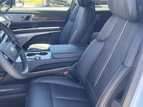 New 2026 Cadillac Vistiq Sport image 11