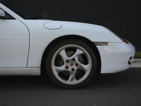 Used 1999 Porsche 911 GT3 RS image 11