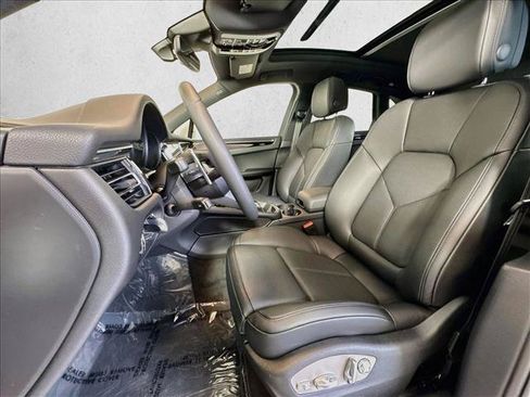 New 2026 Porsche Macan S AWD/4WD image 5