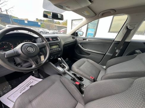 Used 2013 Volkswagen Jetta Sedan FWD image 11