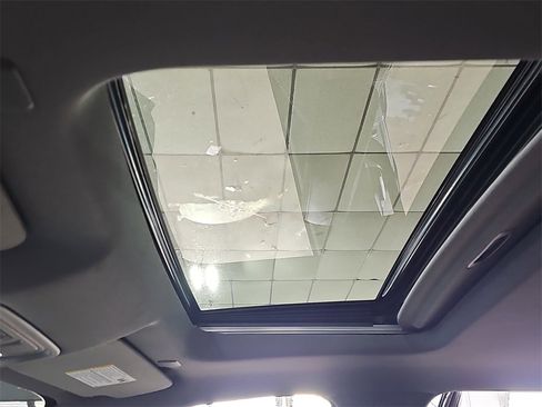 Certified 2019 GMC Sierra 1500 Denali w/ Denali Ultimate Package image 31