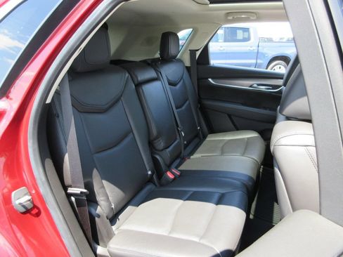 Used 2018 Cadillac XT5 Premium Luxury FWD image 24