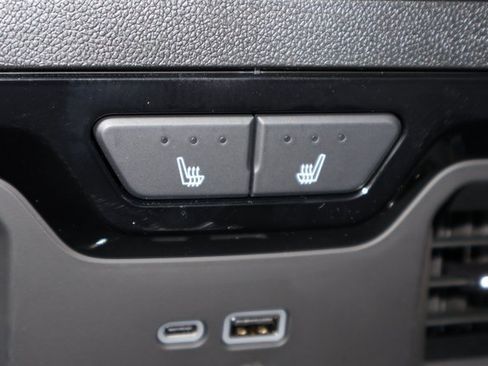 New 2026 GMC Sierra 2500 AT4 w/ AT4 Premium Plus Package image 15