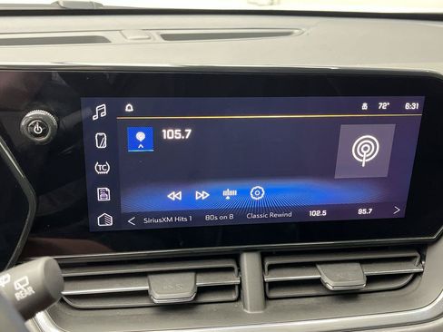 Certified 2024 Chevrolet Trax ACTIV FWD image 17