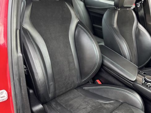 Used 2017 Alfa Romeo Giulia Quadrifoglio image 21