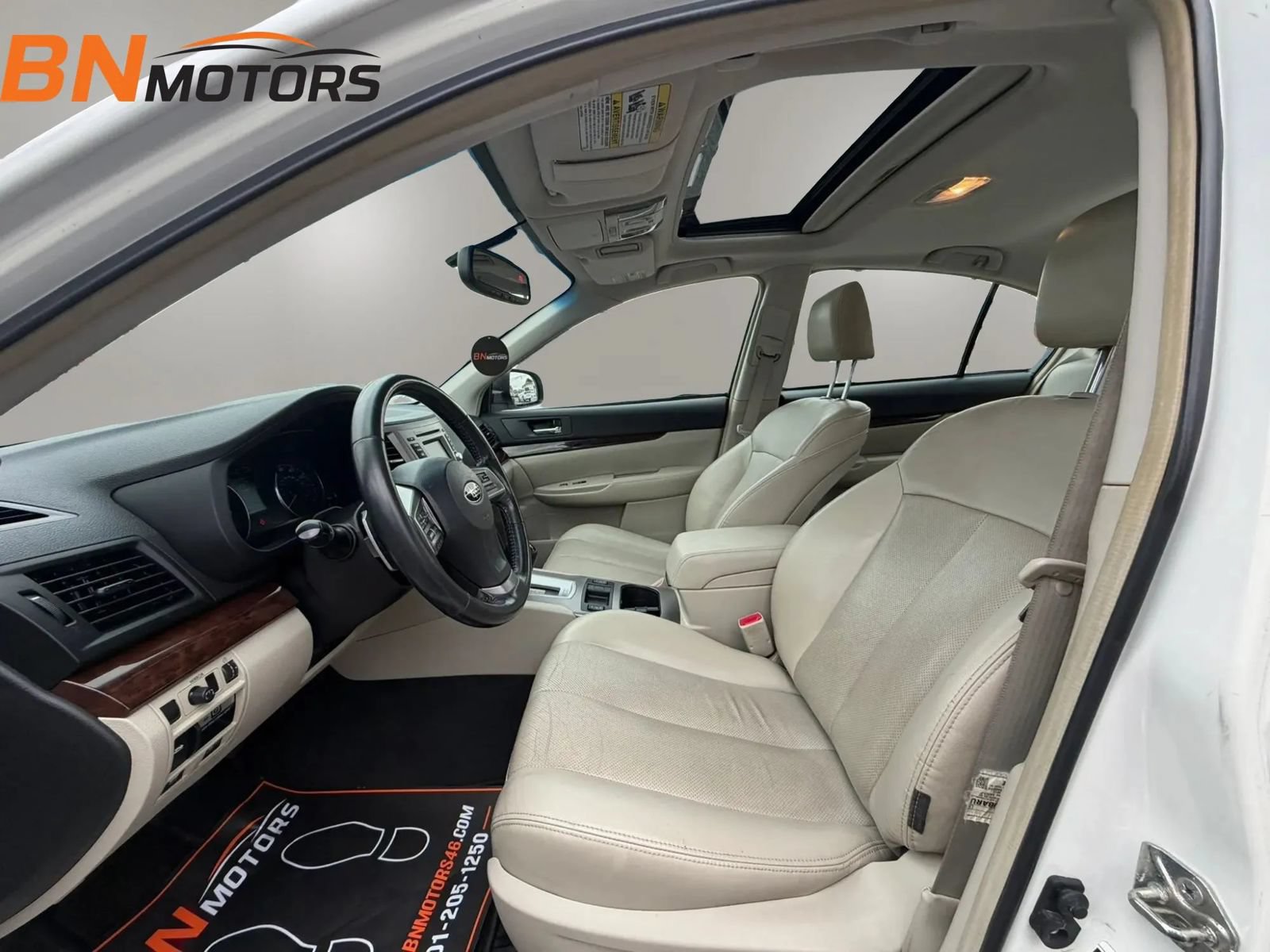 Used 2013 Subaru Legacy 3.6R Limited AWD/4WD image 11