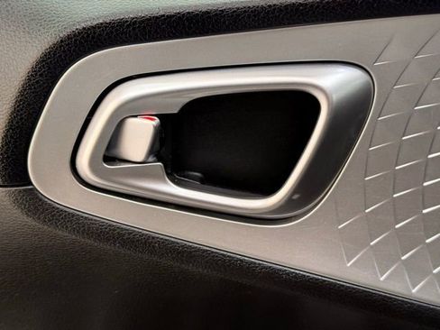 Used 2023 Kia Soul LX w/ LX Technology Package image 27