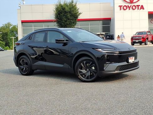 New 2026 Toyota C-HR AWD/4WD image 2