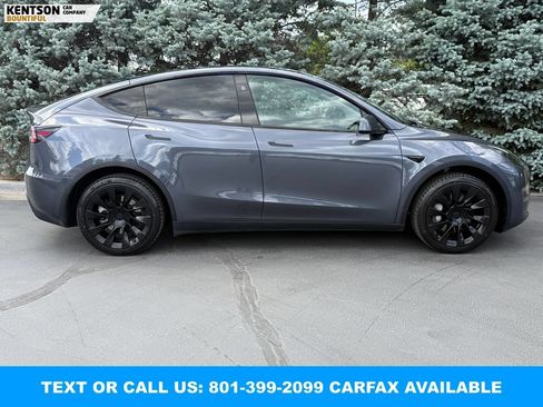 Used 2023 Tesla Model Y Long Range AWD/4WD image 10