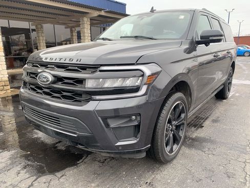 Used 2023 Ford Expedition Max Limited image 7