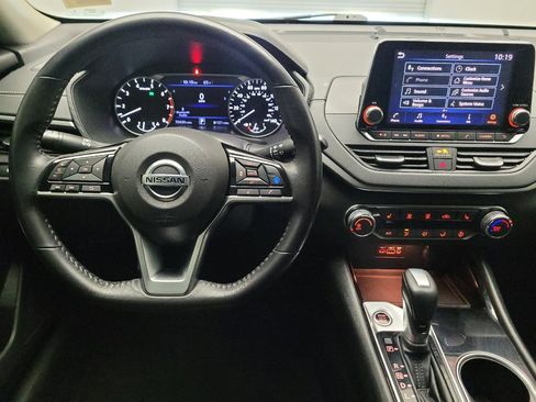 Used 2021 Nissan Altima 2.5 SV w/ SV Premium Package AWD/4WD image 22