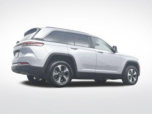 Used 2024 Jeep Grand Cherokee Limited 4xe AWD/4WD image 34
