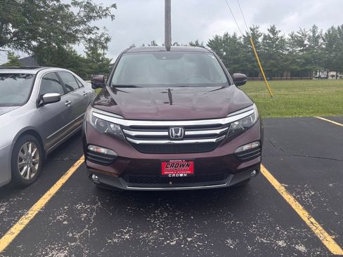 Used 2017 Honda Pilot Touring image 2