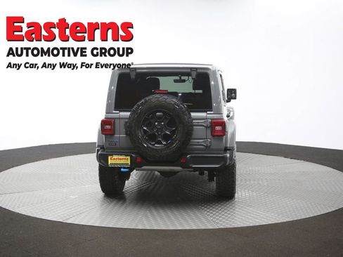 Used 2022 Jeep Wrangler Unlimited Rubicon 4xe w/ Cold Weather Group AWD/4WD image 39