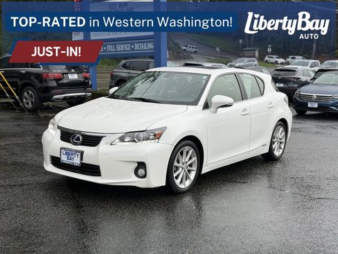 Used 2013 Lexus CT 200h image 1