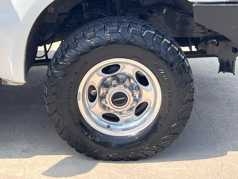 Used 2004 Ford F350 Lariat image 90